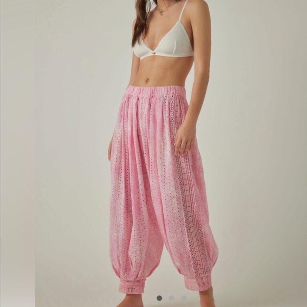 Free People Sweet Tea Eyelet Washed Lounge Pants - NWT - size M